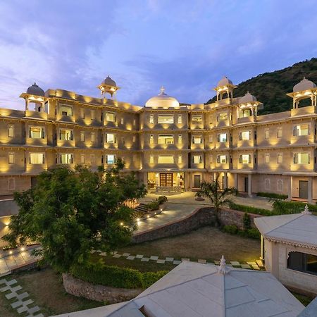 Traavista Aravali Mahal Hotel Udaipur Eksteriør billede