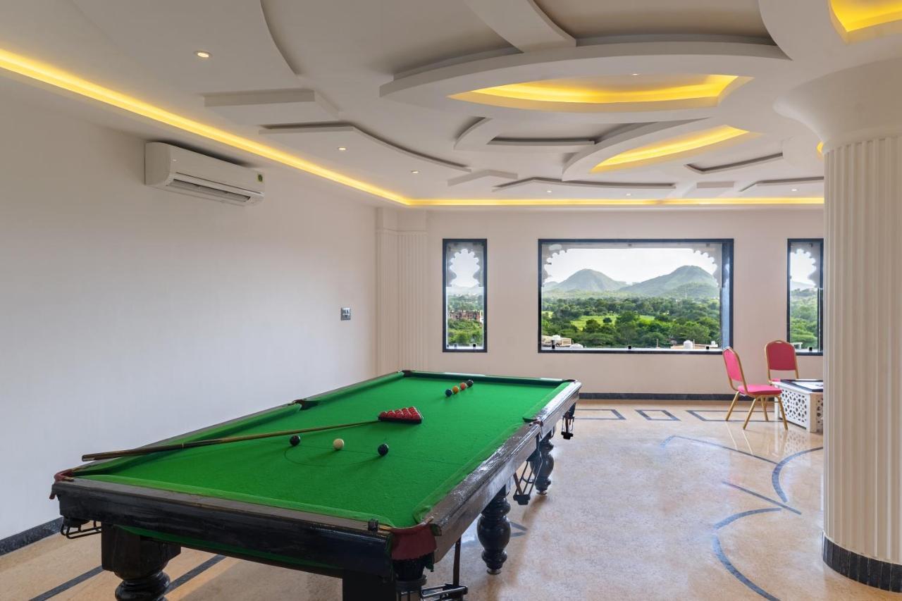 Traavista Aravali Mahal Hotel Udaipur Eksteriør billede