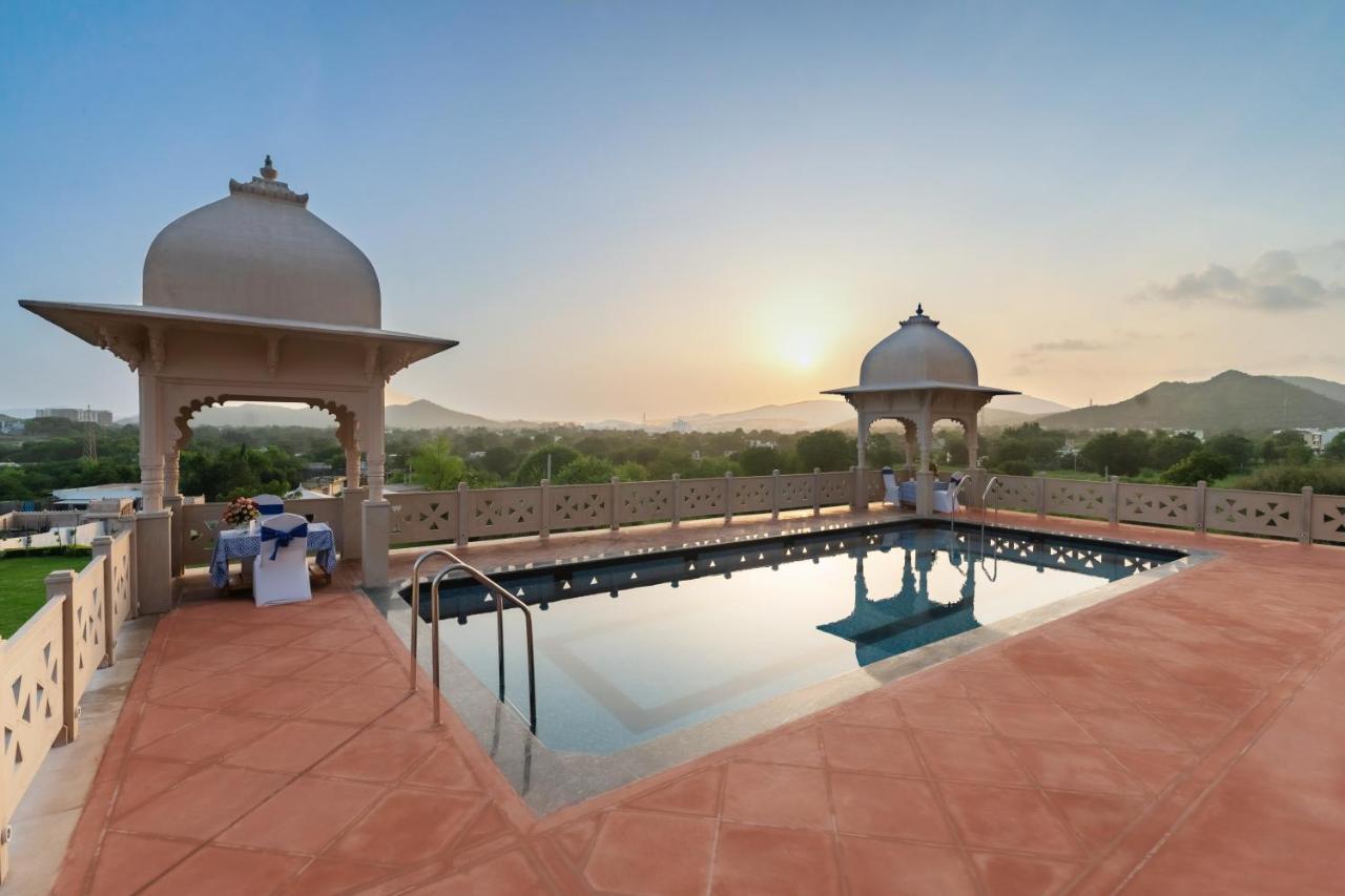 Traavista Aravali Mahal Hotel Udaipur Eksteriør billede