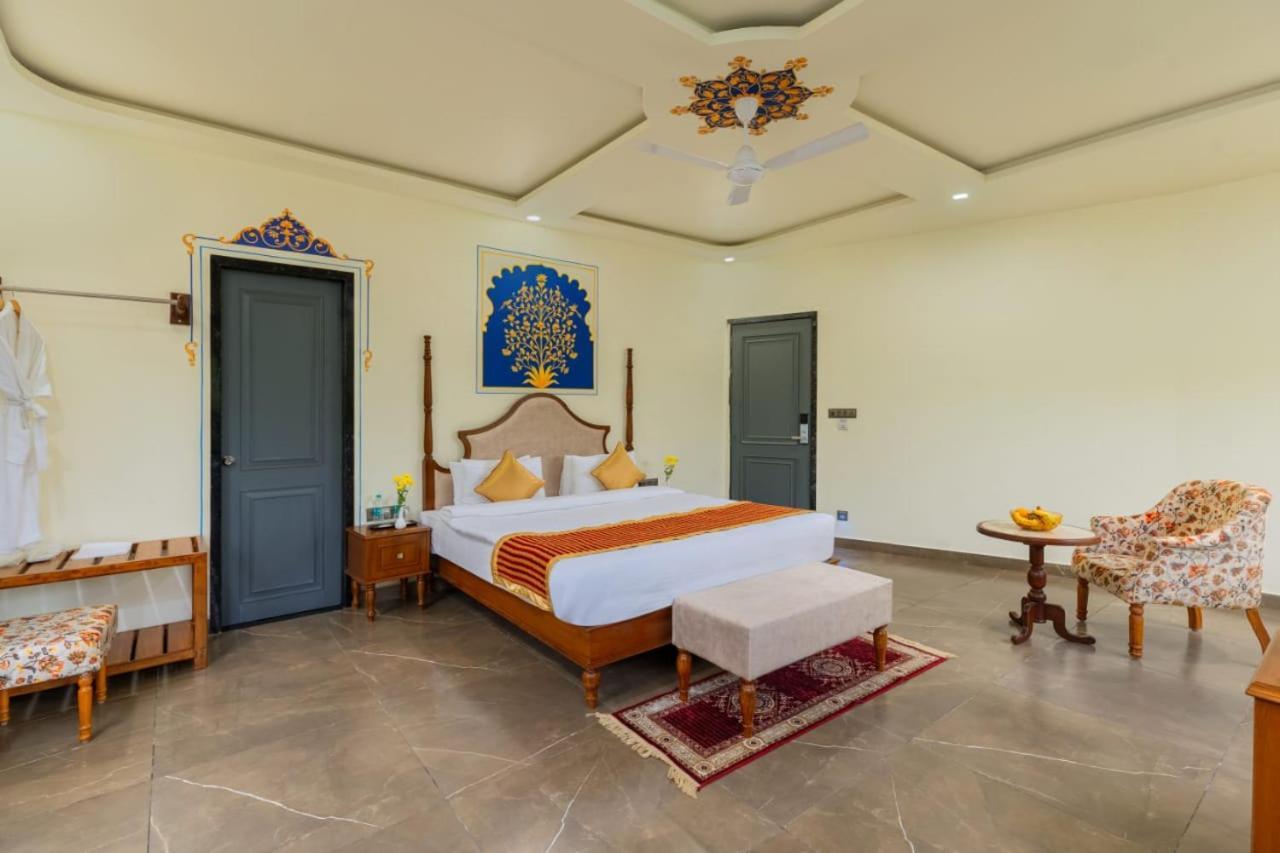 Traavista Aravali Mahal Hotel Udaipur Eksteriør billede