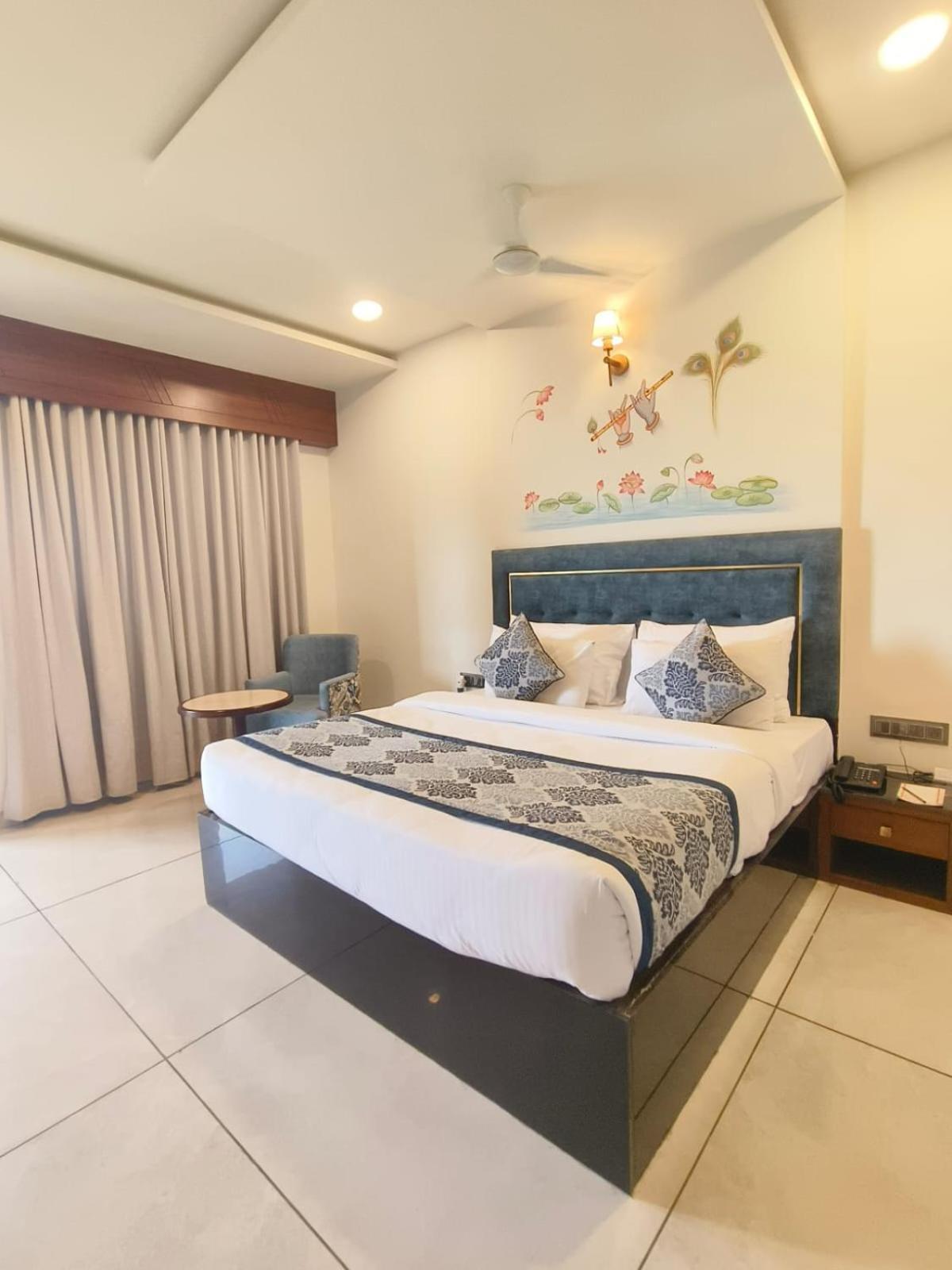 Traavista Aravali Mahal Hotel Udaipur Eksteriør billede